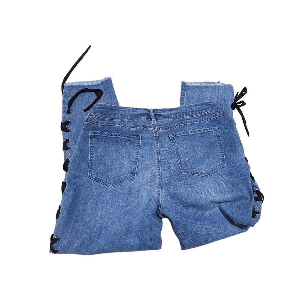 Rewash Women's Blue Ribbon Lace-Up Side Straight Distressed Jeans Size 15R - Picture 2 of 8